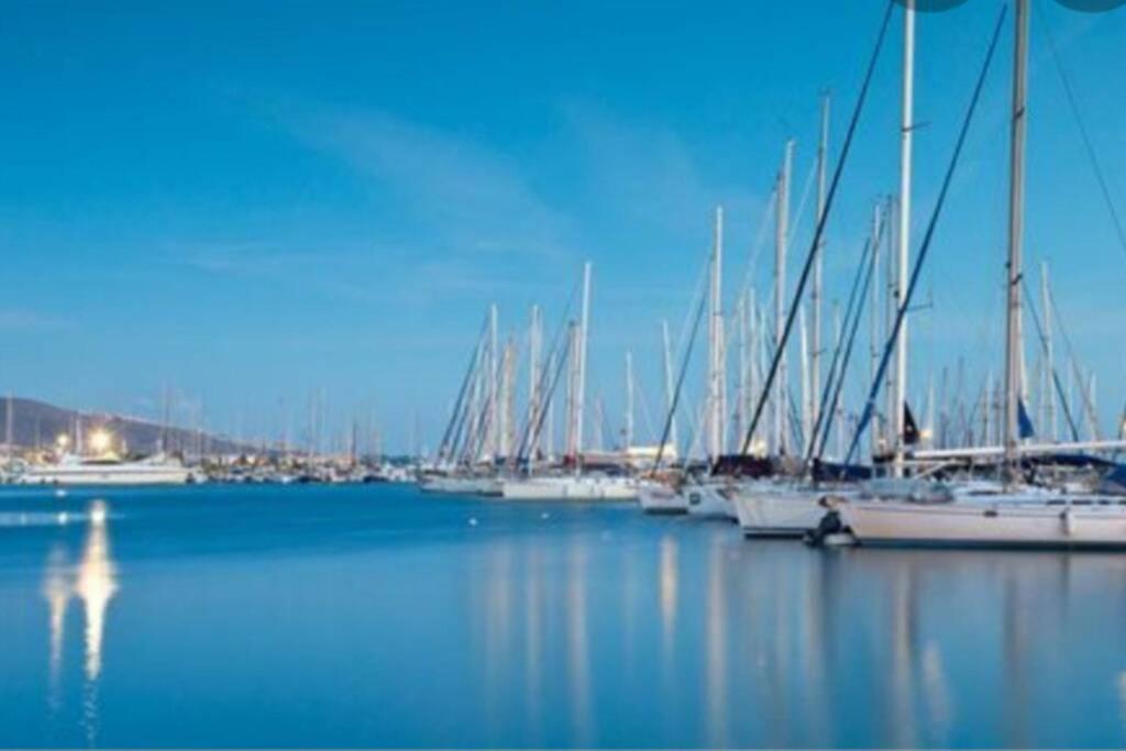 Ecostay-Serenity,Business Class Apartment By The Sea In Alimos Kalamaki Athena Bagian luar foto