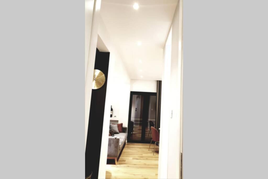 Ecostay-Serenity,Business Class Apartment By The Sea In Alimos Kalamaki Athena Bagian luar foto