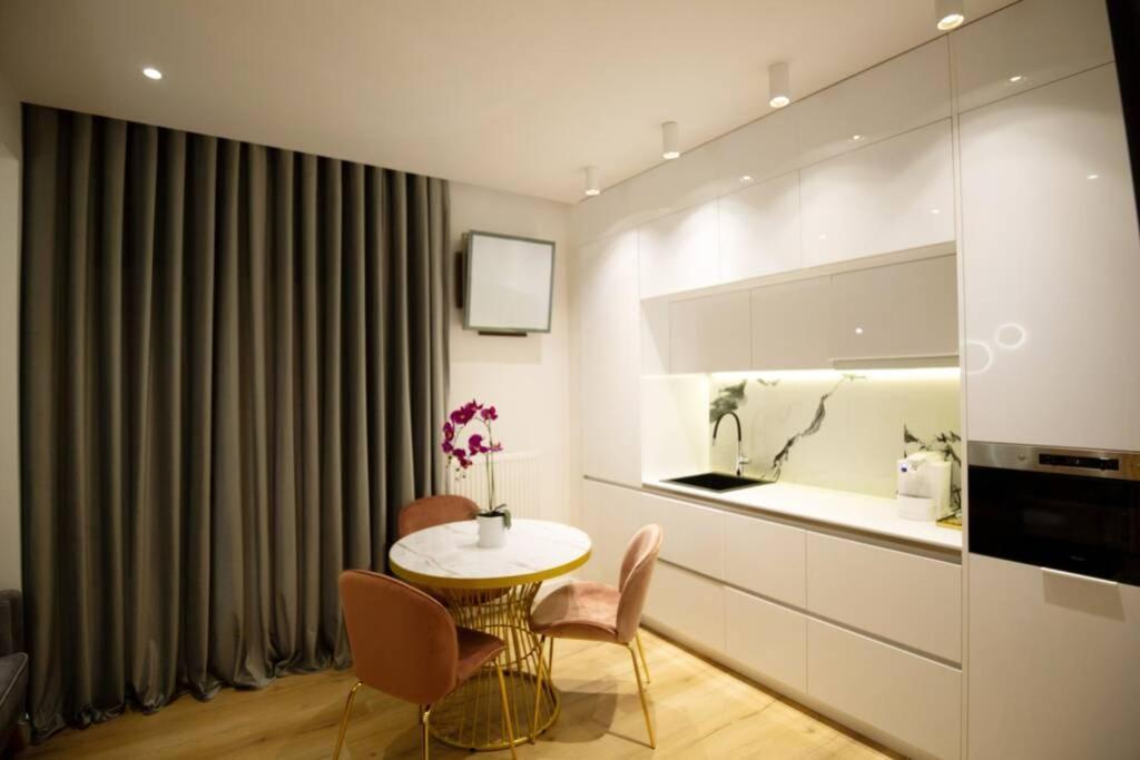 Ecostay-Serenity,Business Class Apartment By The Sea In Alimos Kalamaki Athena Bagian luar foto